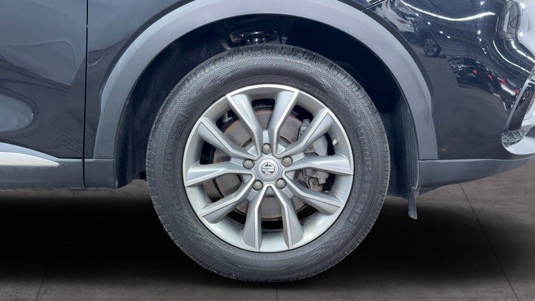 2022 MG HS Core, Automatic, 79679 km, Right Front Wheel