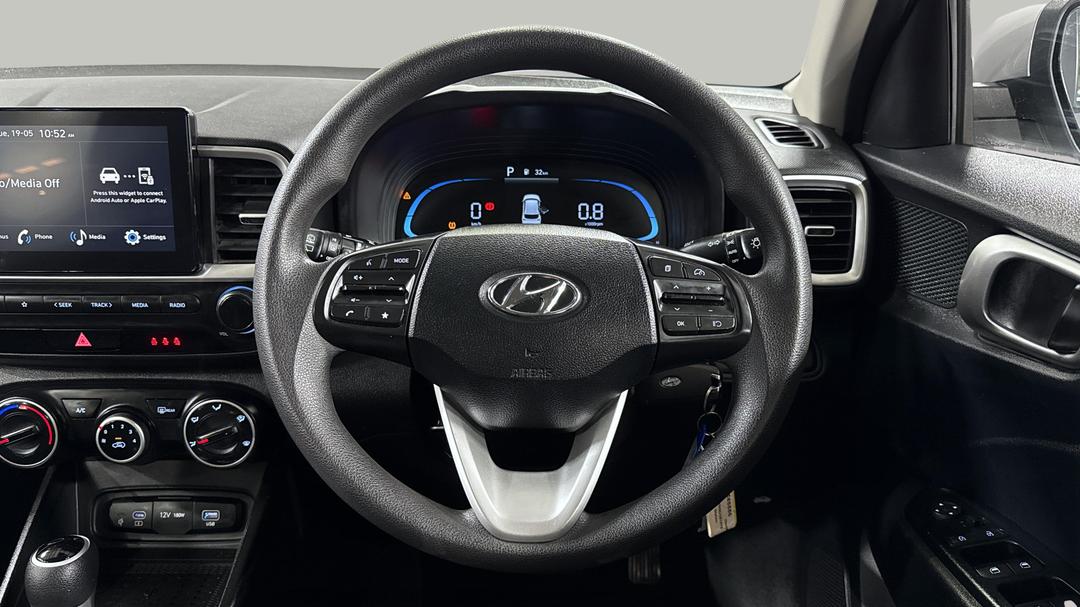 2025 Hyundai Venue Venue, Automatic, 23221 km, Steering Wheel Close-up