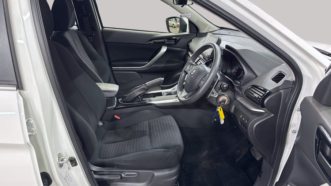 2023 Mitsubishi Eclipse Cross Es (2WD), Automatic, 39748 km, Right Side Front Door Cabin View