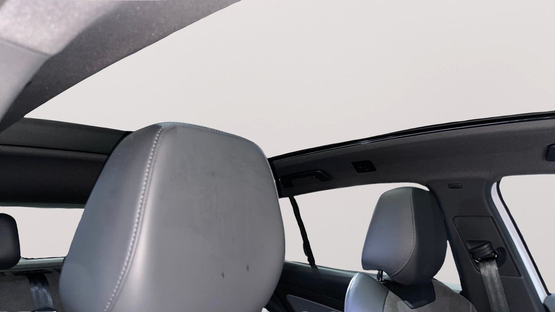 2025 Volkswagen Id.4 Pro, Automatic, 6405 km, Interior Sunroof/Moonroof