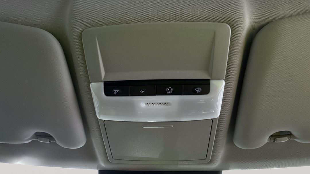 2023 Mitsubishi Outlander Es 7 Seat (2WD), Automatic, 51642 km, On-Roof Controls/Sunglass holder