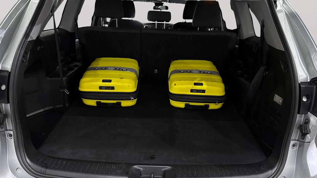2018 Toyota Kluger Gx (4x2), Automatic, 76982 km, Boot Inside View with Luggage