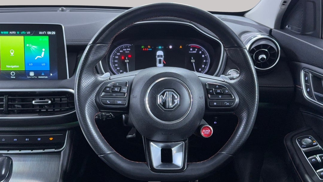 2023 MG HS Excite, Automatic, 51929 km, Steering Wheel Close-up