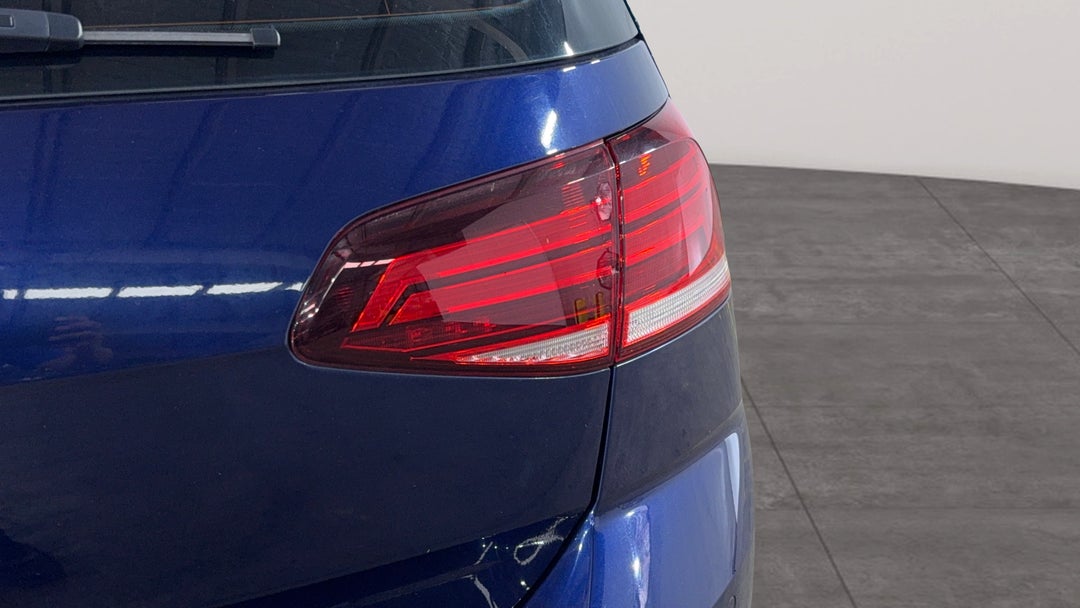 2018 Volkswagen Golf 110 Tsi Comfortline, Automatic, 104628 km, Badge (Boot Right Side)