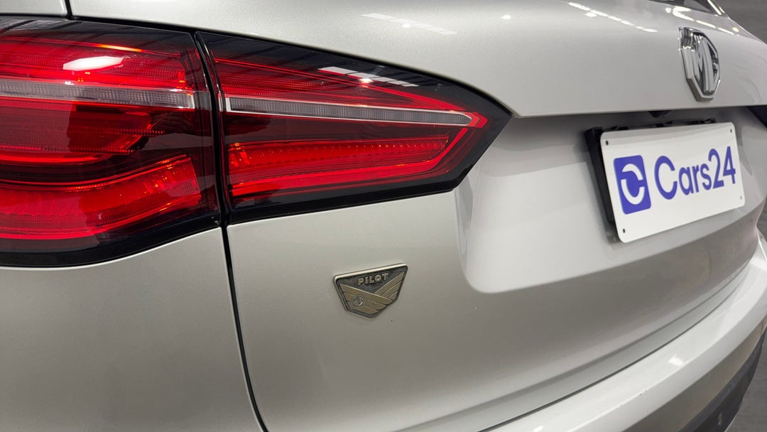 Badge (Boot Left Side)