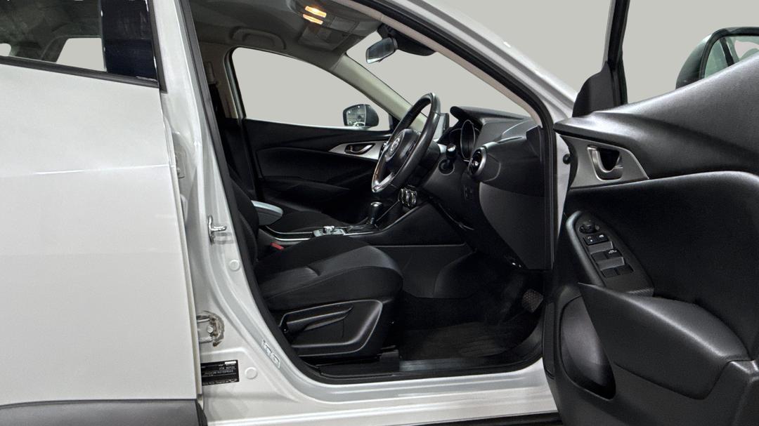 2020 Mazda CX-3 Maxx Sport (FWD), Automatic, 112237 km, Right Side Front Door Cabin View