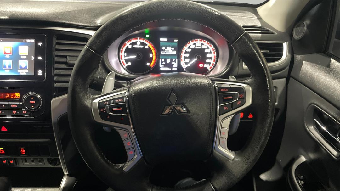 2023 Mitsubishi Triton Gsr (4x4), Automatic, 22992 km, Steering Wheel Close-up