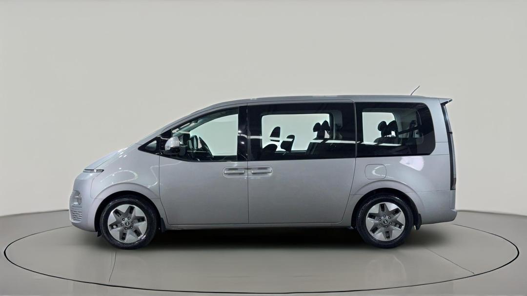 2023 Hyundai Staria Staria, Automatic, 81037 km, Left Side View