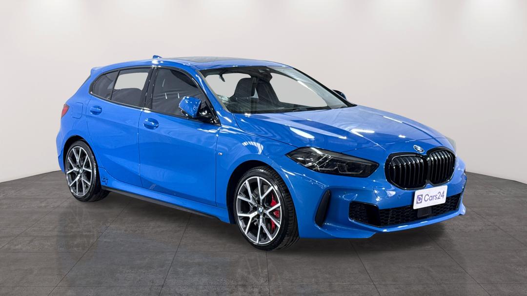 2021 BMW 1 28ti, Automatic, 63603 km, Right Front Diagonal (45- Degree) View