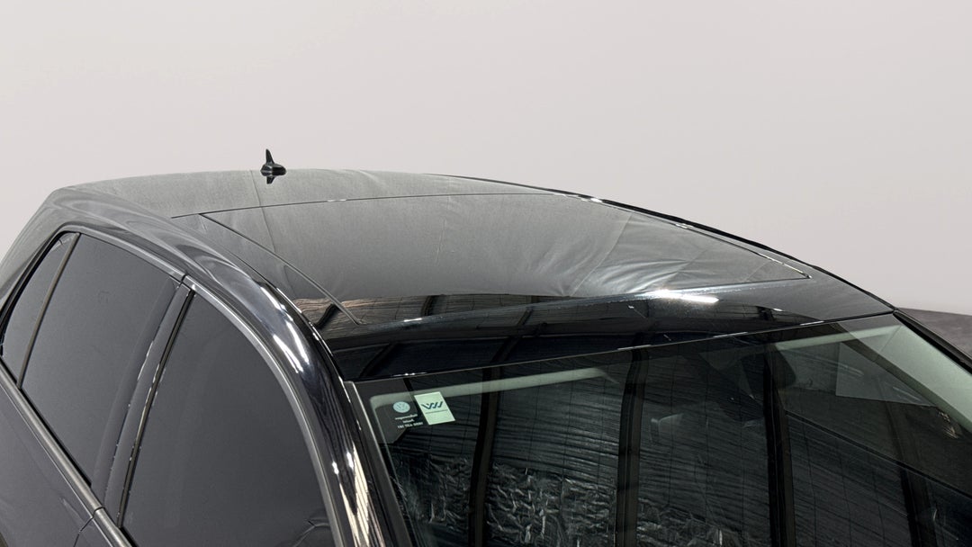 2018 Volkswagen Golf 110 Tsi Highline, Automatic, 85919 km, Roof/Sunroof View