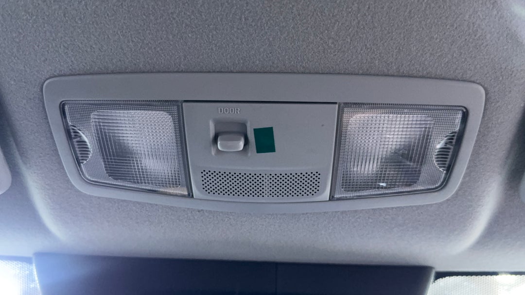 On-Roof Controls/Sunglass holder