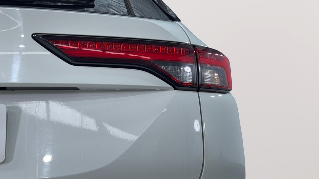 2024 Mitsubishi Outlander Es 5 Seat (2wd), Automatic, 55336 km, Badge (Boot Right Side)