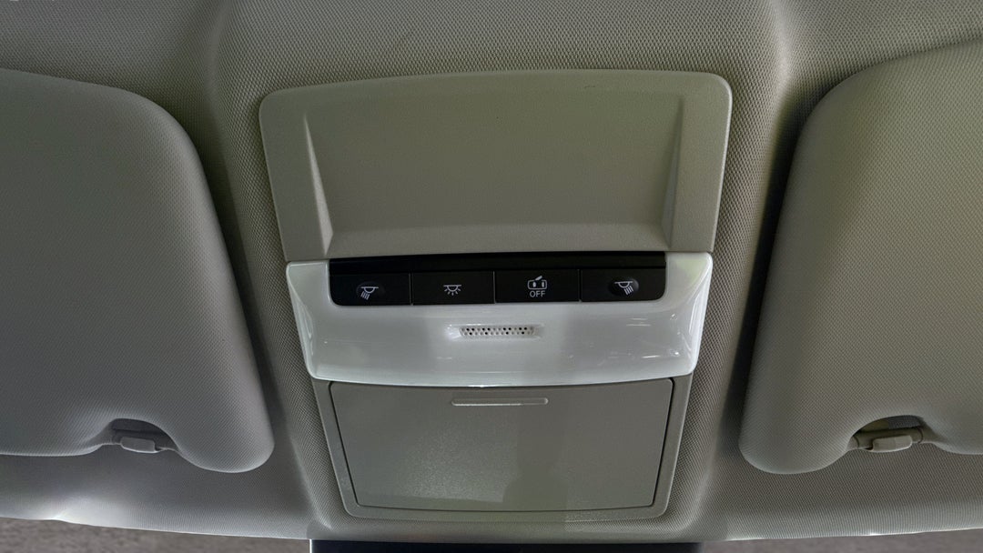 2023 Mitsubishi Outlander Es 7 Seat (2WD), Automatic, 51642 km, On-Roof Controls/Sunglass holder