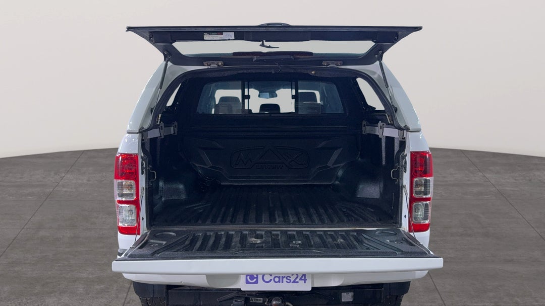 2022 Ford Ranger Xl 3.2 (4x4), Automatic, 51428 km, Boot Inside View