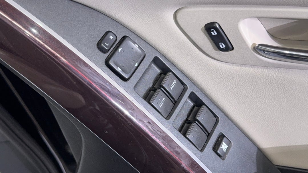 Drivers Side Door Panel Controls