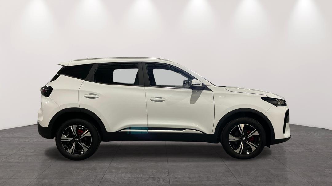 2025 Chery Tiggo 4 Pro Urban, Automatic, 4565 km, Right Side View