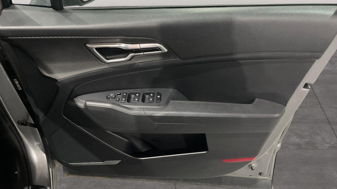2023 Kia Sportage S (FWD), Automatic, 52322 km, Speaker View