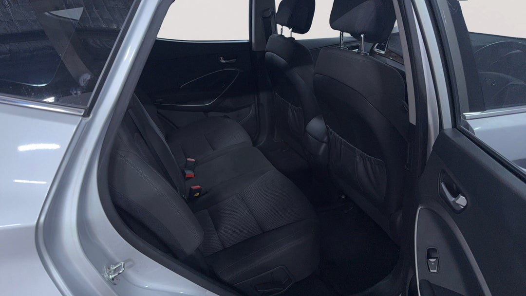 2017 Hyundai Santa Fe Active (4x4), Automatic, 107143 km, Right Side Rear Door Cabin View