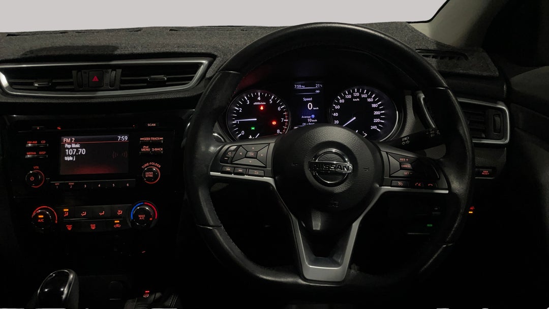 2018 Nissan Qashqai St, Automatic, 75663 km, Steering Wheel Close-up