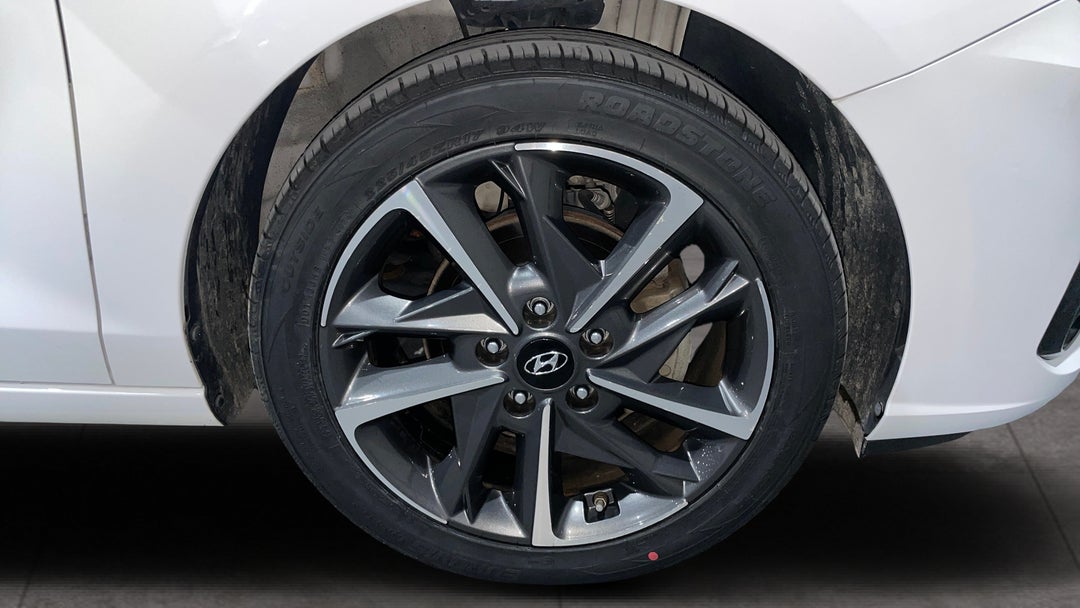 2022 Hyundai i30 Active, Automatic, 51143 km, Right Front Wheel