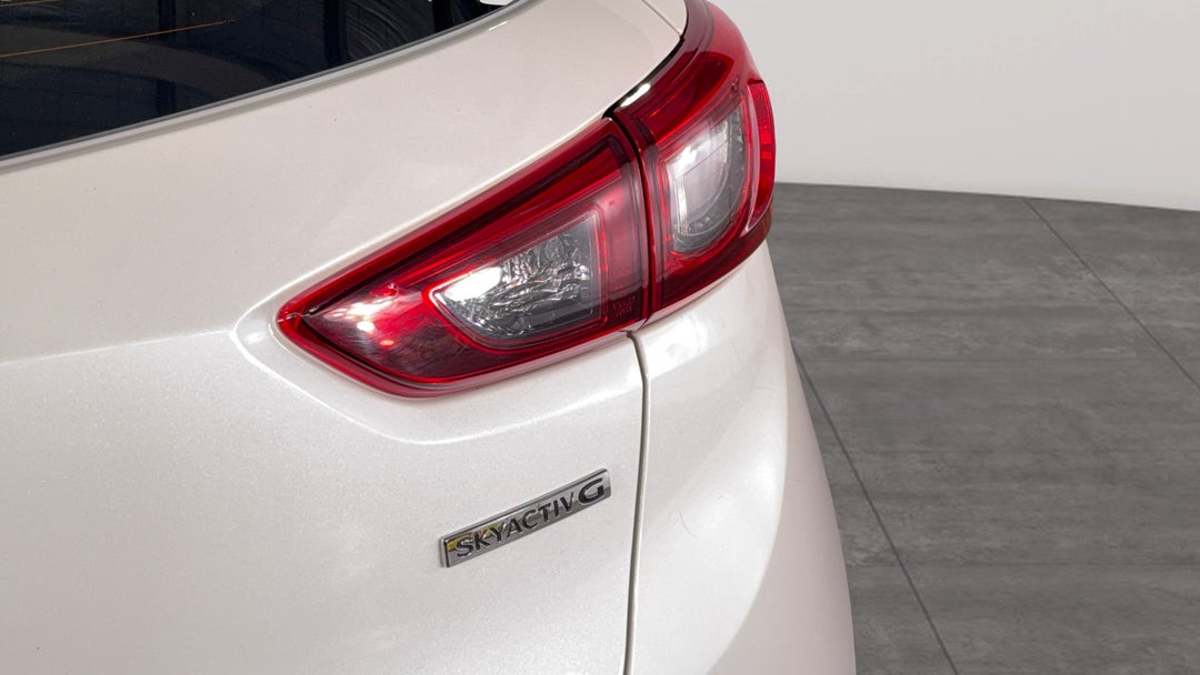 Badge (Boot Right Side)