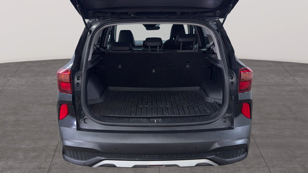 2020 Kia Seltos Sport+ (FWD), Automatic, 75603 km, Boot Inside View