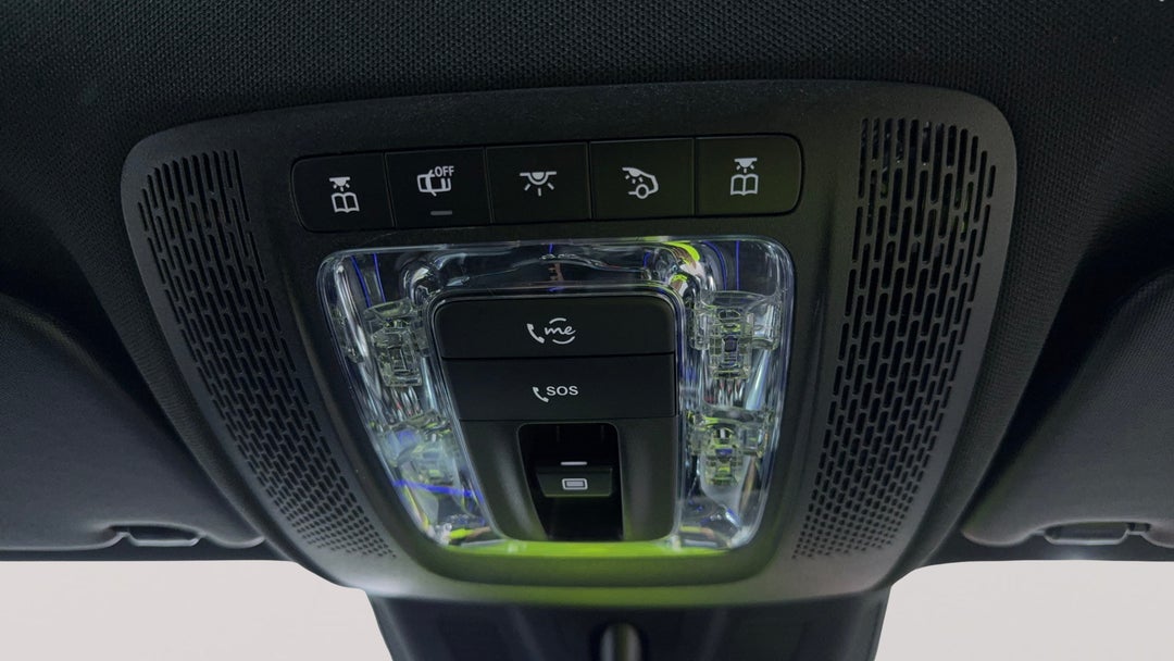 On-Roof Controls/Sunglass holder