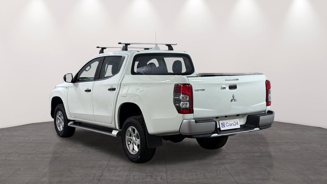 2021 Mitsubishi Triton Glx+ (4x4), Automatic, 119004 km, Left Back Diagonal (45- Degree) View