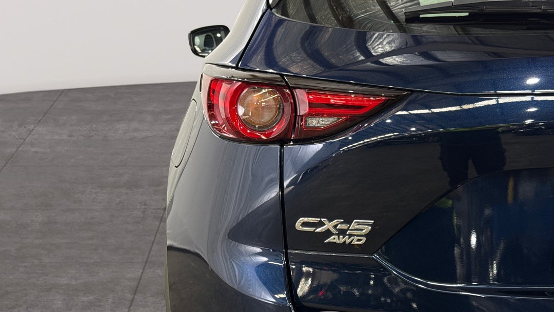 2017 Mazda CX-5 Gt (4x4), Automatic, 70006 km, Badge (Boot Left Side)