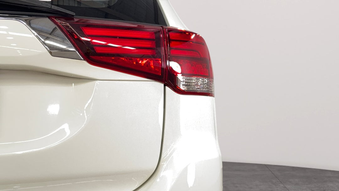 Badge (Boot Right Side)