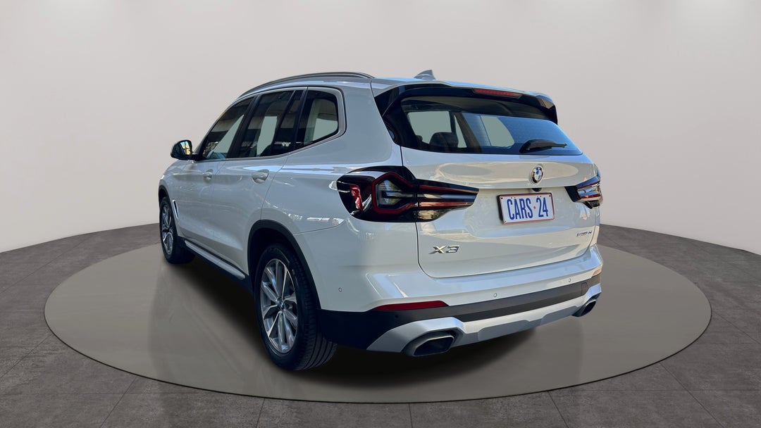 Left Back Diagonal (45- Degree) View