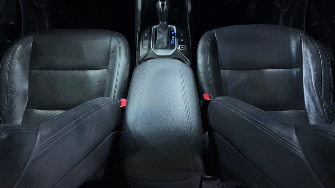 2015 Hyundai Santa Fe Highlander Crdi (4x4), Automatic, 133393 km, Center Console