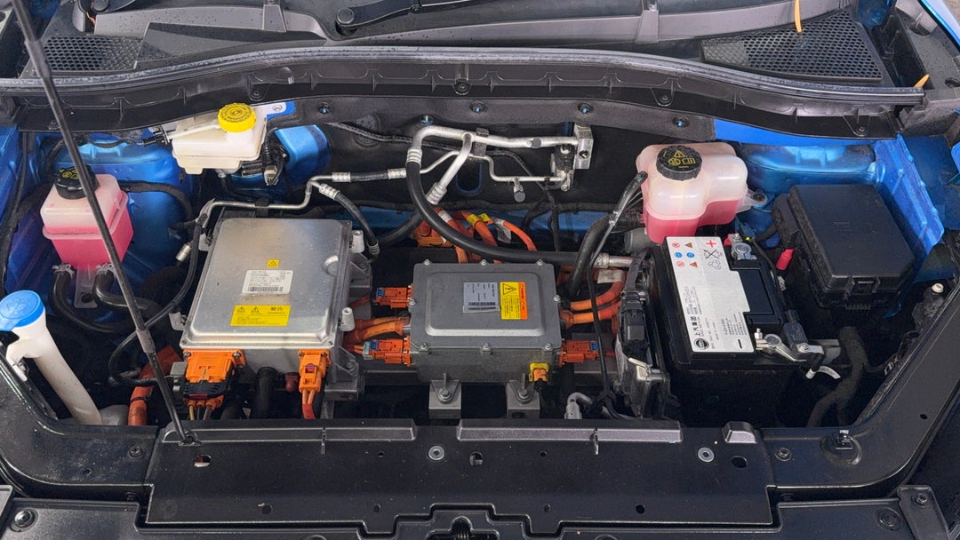 Open Bonnet (Engine)