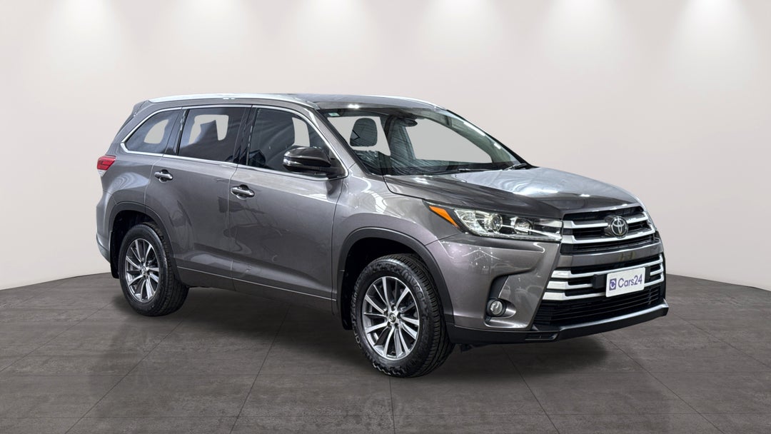 2019 Toyota Kluger Gxl (4x2), Automatic, 96867 km, Right Front Diagonal (45- Degree) View