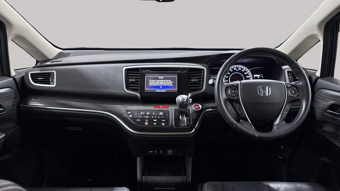 2017 Honda Odyssey Vti-l, Automatic, 106010 km, Dashboard View