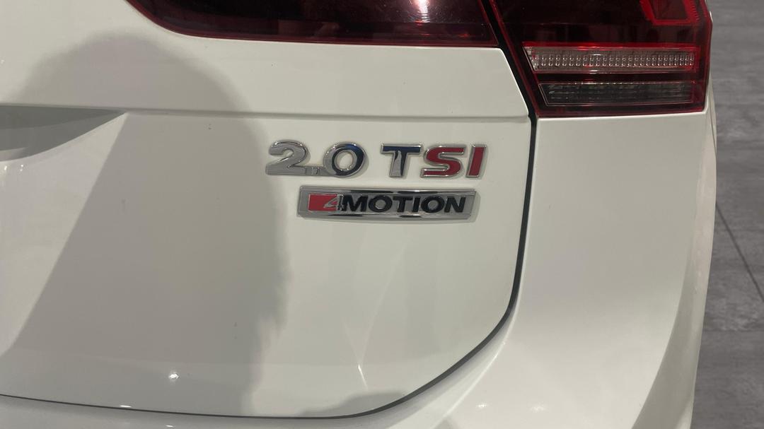 2017 Volkswagen Tiguan 162 Tsi Highline, Automatic, 112800 km, Badge (Boot Right Side)
