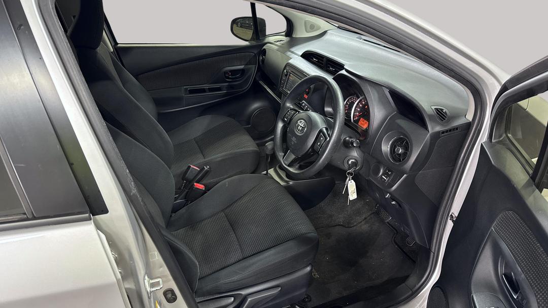 2018 Toyota Yaris Ascent, Automatic, 173441 km, Right Side Front Door Cabin View