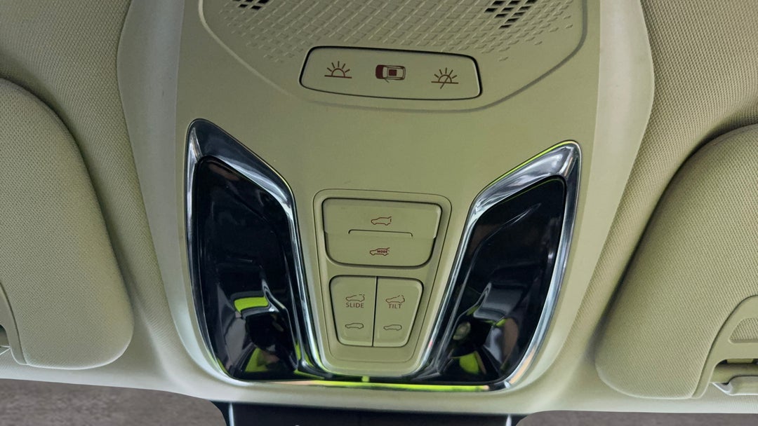 2021 LDV D90 Executive (4WD) D20, Automatic, 53966 km, On-Roof Controls/Sunglass holder