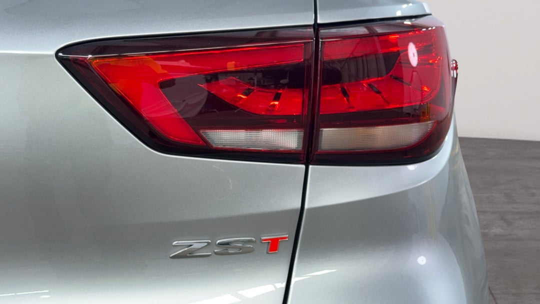 Badge (Boot Right Side)