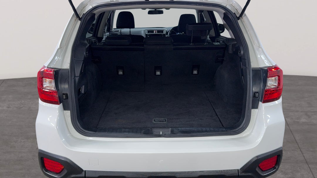 2018 Subaru Outback 2.0d Awd, Automatic, 92533 km, Boot Inside View