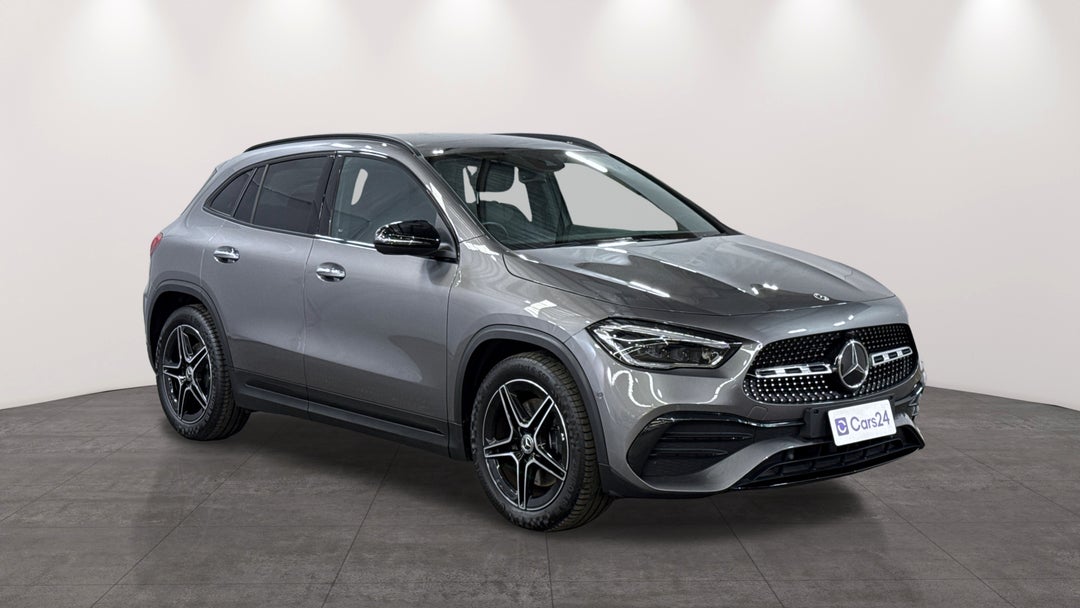 2022 Mercedes-benz GLA 250 4matic, Automatic, 33906 km, Right Front Diagonal (45- Degree) View