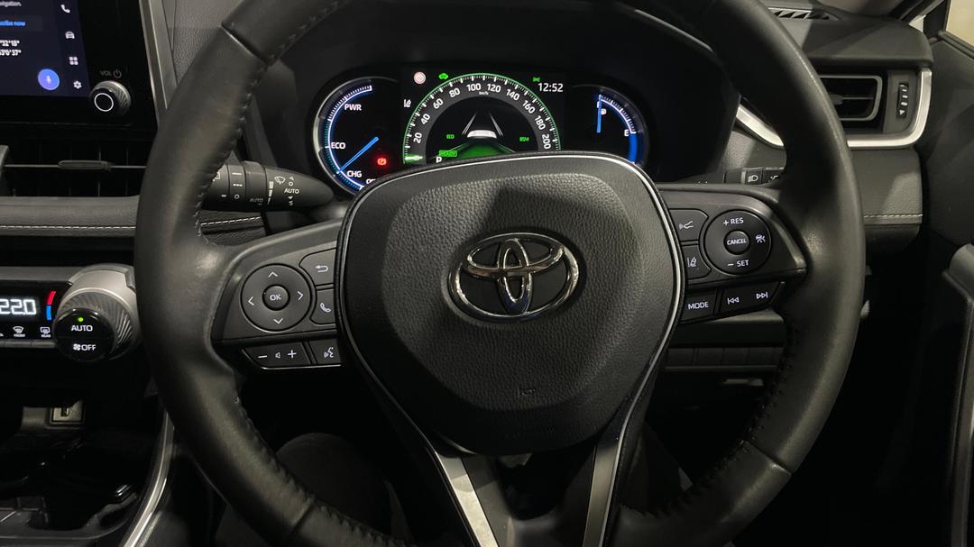 2024 Toyota RAV4 Gx (2WD) Hybr Full Size Spare, Automatic, 50775 km, Steering Wheel Close-up