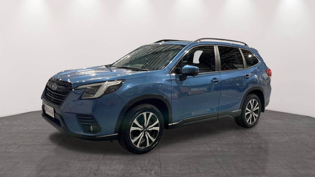 2022 Subaru Forester 2.5i Premium (AWD), Automatic, 33906 km, Left Front Diagonal (45- Degree) View