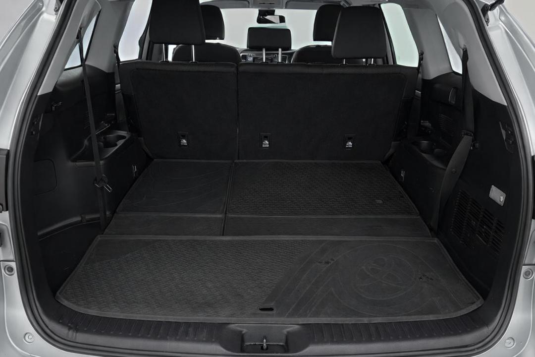2018 Toyota Kluger Gx (4x2), Automatic, 76982 km, Boot Inside View