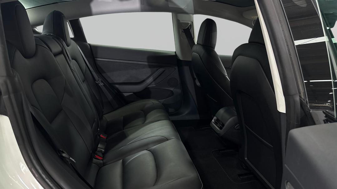 2022 Tesla Model 3 Long Range, Automatic, 23235 km, Right Side Rear Door Cabin View