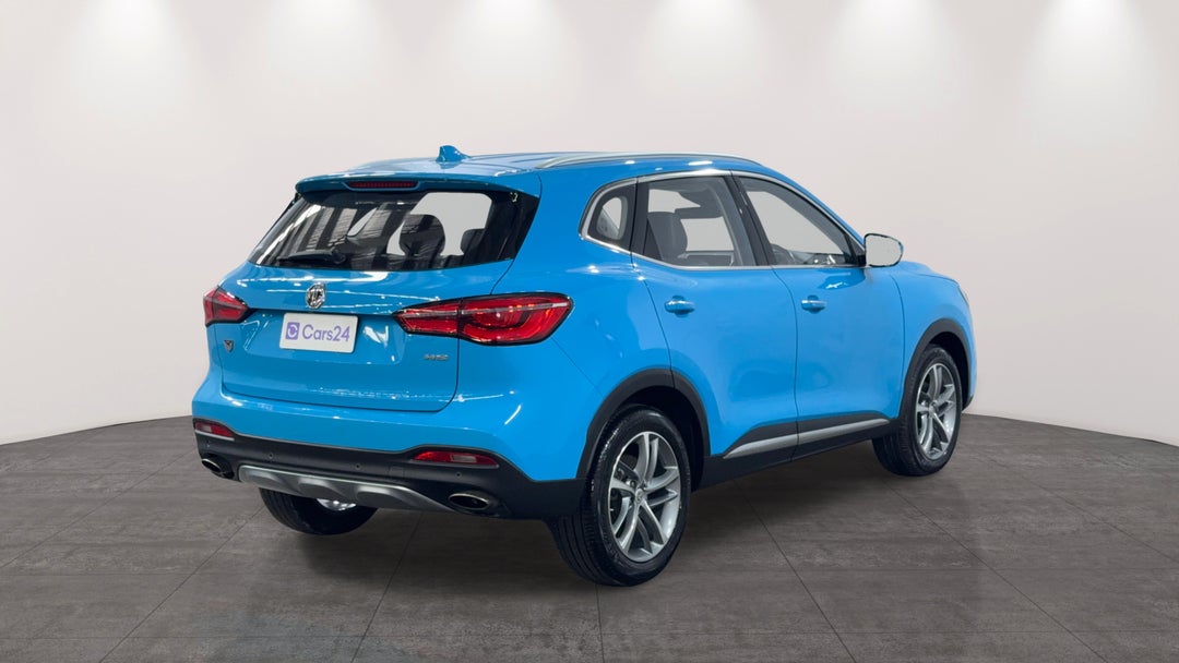 Right Back Diagonal (45- Degree) View