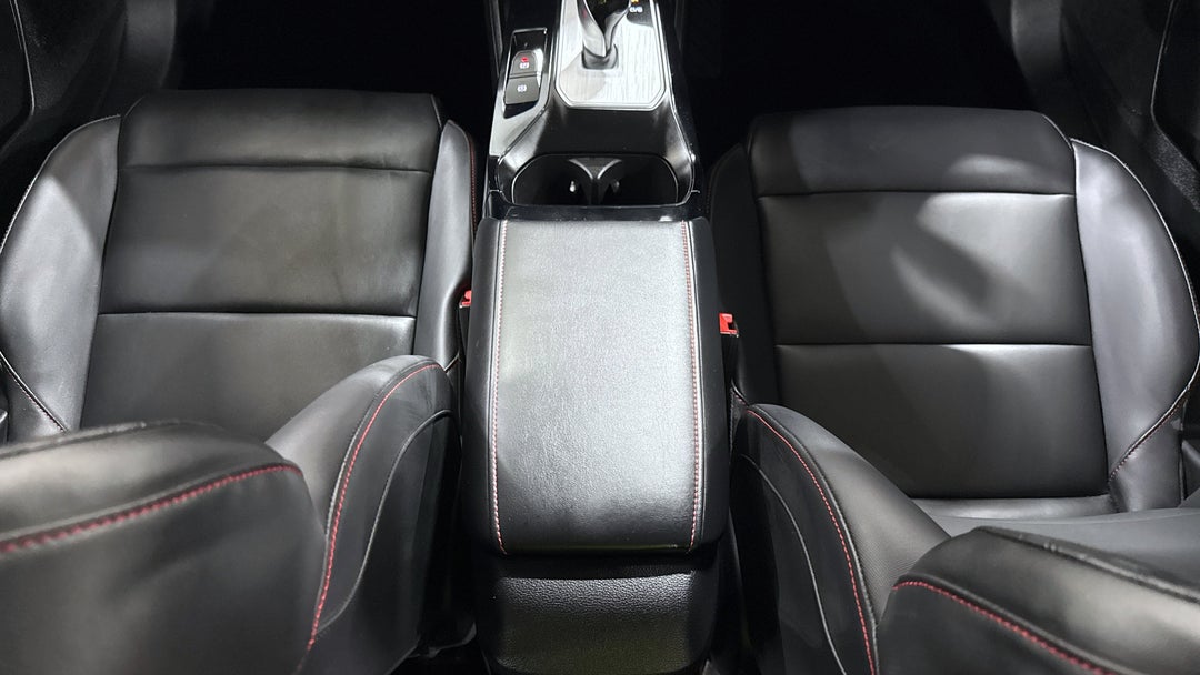 2024 MG Mg5 Essence, Automatic, 8742 km, Center Console