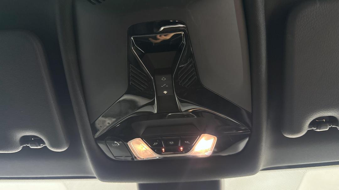 2020 BMW 1 18i M Sport, Automatic, 33680 km, On-Roof Controls/Sunglass holder