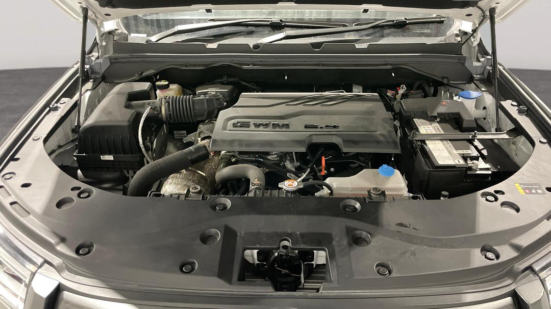 2025 GWM Cannon Lux (4x4), Automatic, 8742 km, Open Bonnet (Engine)