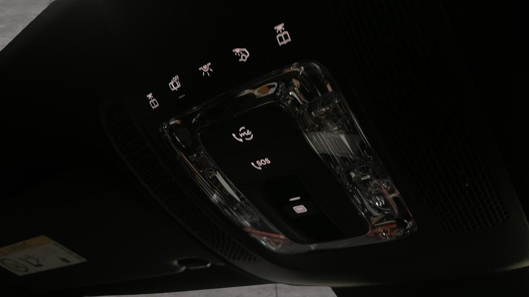 2021 Mercedes-benz A180 A180, Automatic, 42526 km, On-Roof Controls/Sunglass holder